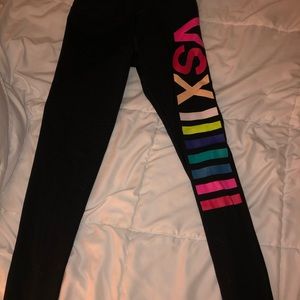 VS yoga pants